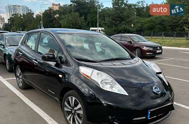 Хэтчбек Nissan Leaf 2016 в Киеве