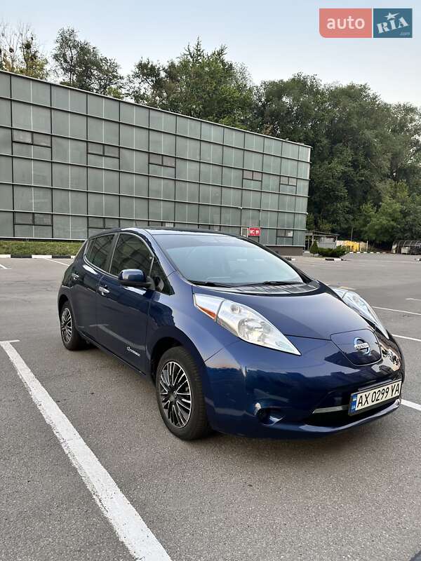 Хэтчбек Nissan Leaf 2017 в Харькове