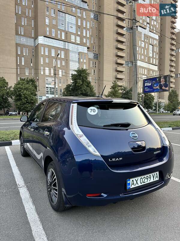 Хэтчбек Nissan Leaf 2017 в Харькове