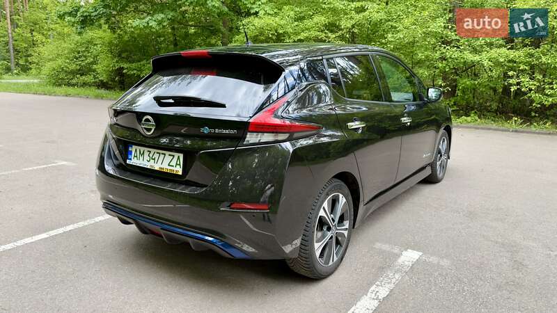 Хэтчбек Nissan Leaf 2019 в Житомире