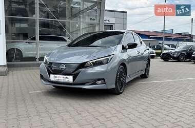 Хэтчбек Nissan Leaf 2022 в Черновцах