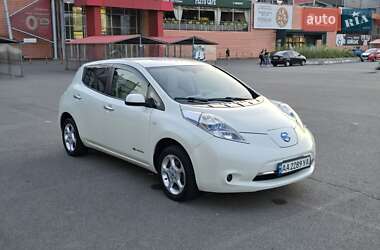 Хетчбек Nissan Leaf 2011 в Києві