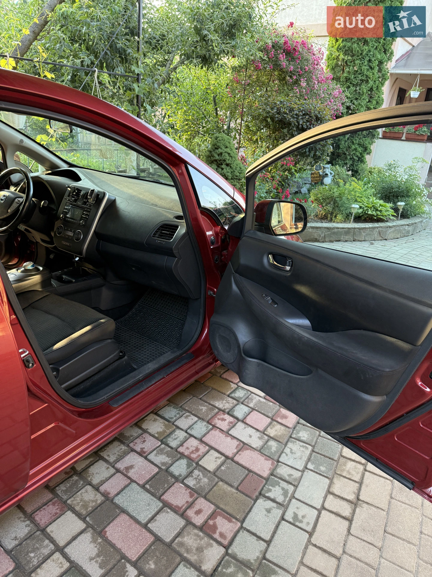2015 Nissan Leaf - мініатюра 9