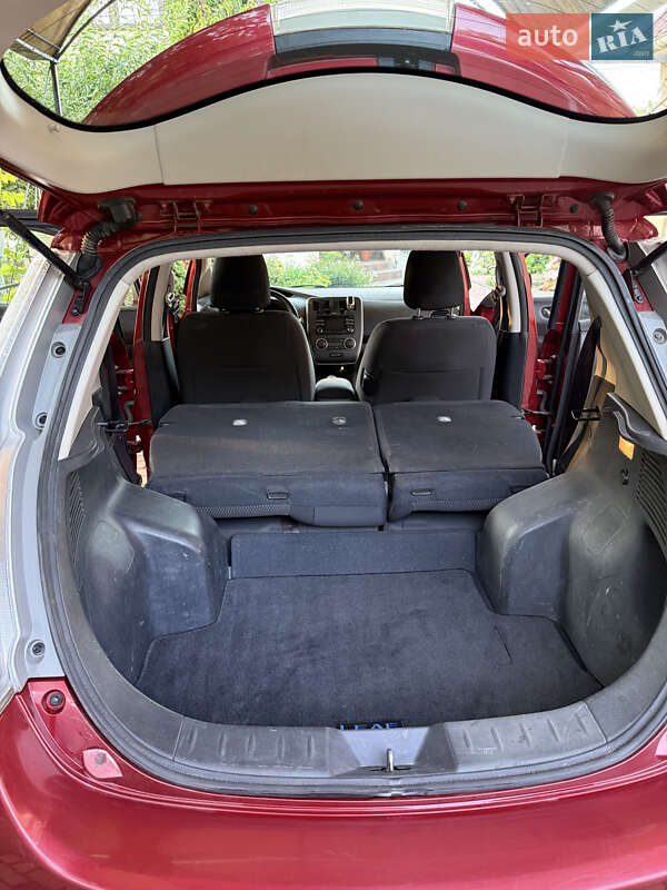 Хэтчбек Nissan Leaf 2015 в Виннице