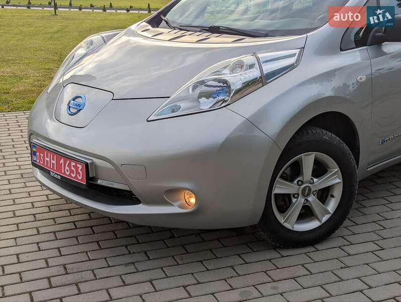 Хэтчбек Nissan Leaf 2013 в Дрогобыче