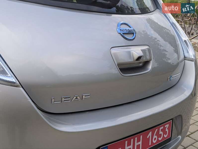 Хэтчбек Nissan Leaf 2013 в Дрогобыче