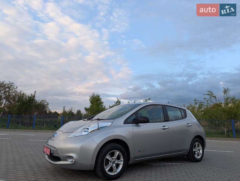 Хэтчбек Nissan Leaf 2013 в Дрогобыче
