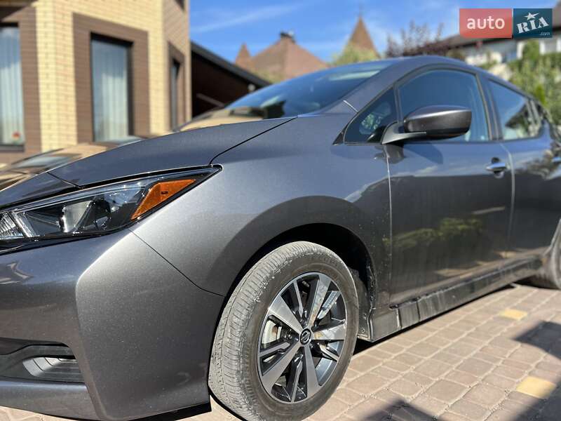 Хетчбек Nissan Leaf 2021 в Вінниці