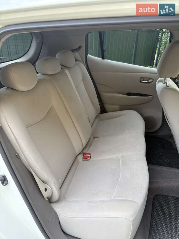 Хетчбек Nissan Leaf 2012 в Самборі фото 10 Хетчбек Nissan Leaf 2012 в Самборі