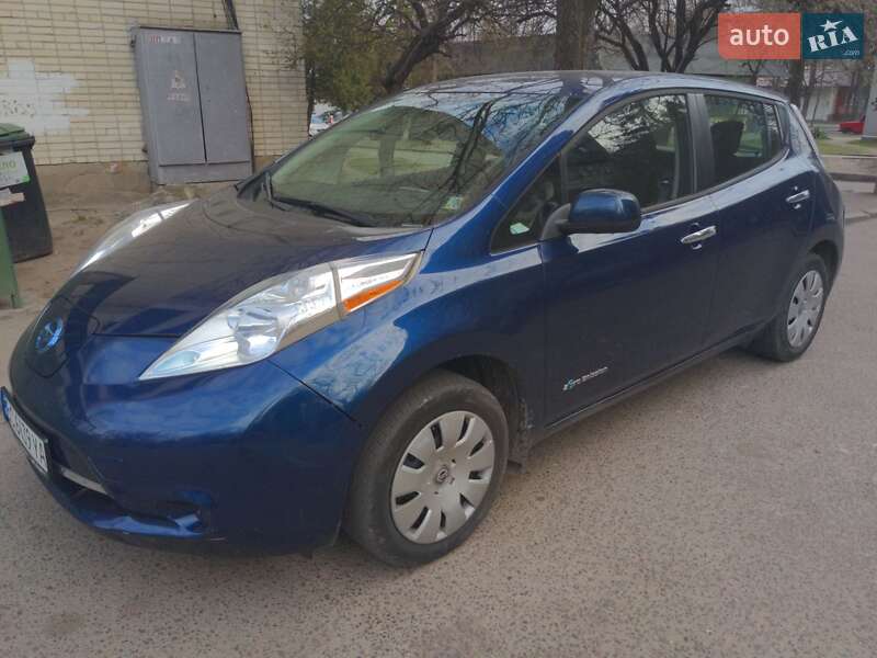 Хэтчбек Nissan Leaf 2017 в Львове