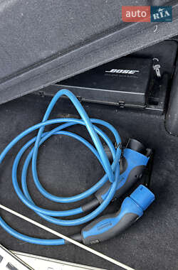 Хэтчбек Nissan Leaf 2014 в 