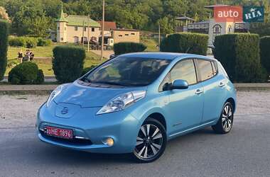 Хетчбек Nissan Leaf 2014 в 