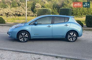 Хетчбек Nissan Leaf 2014 в 