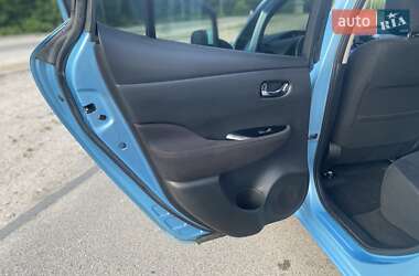 Хетчбек Nissan Leaf 2014 в 
