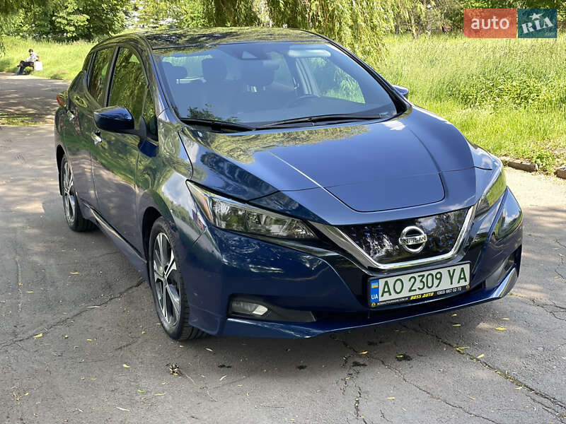 Хэтчбек Nissan Leaf 2021 в Ровно