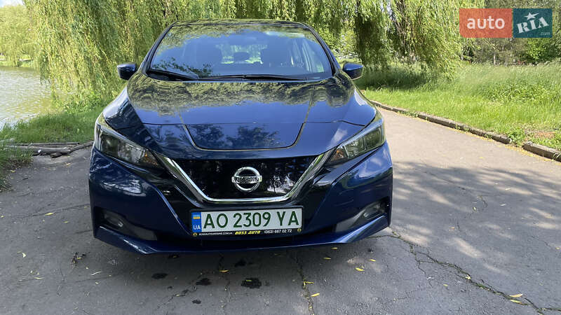 Хэтчбек Nissan Leaf 2021 в Ровно