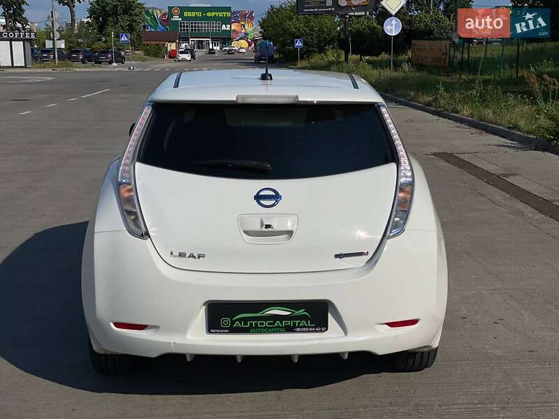 Хетчбек Nissan Leaf 2013 в Києві