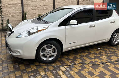 Хэтчбек Nissan Leaf 2013 в Одессе