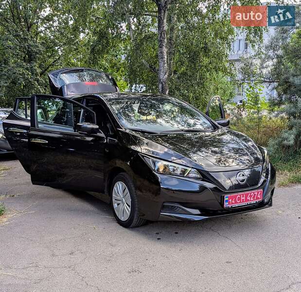 Хэтчбек Nissan Leaf 2022 в Ровно
