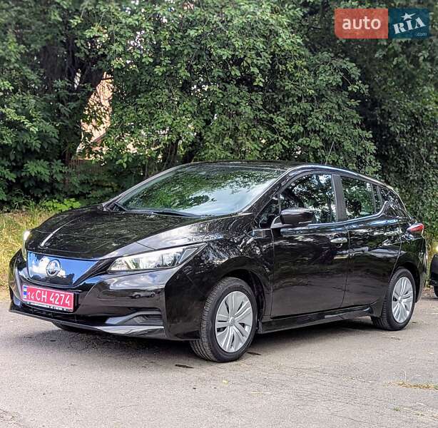 Хэтчбек Nissan Leaf 2022 в Ровно