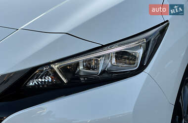 Хэтчбек Nissan Leaf 2020 в 