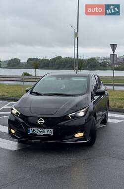 Хетчбек Nissan Leaf 2024 в Вінниці