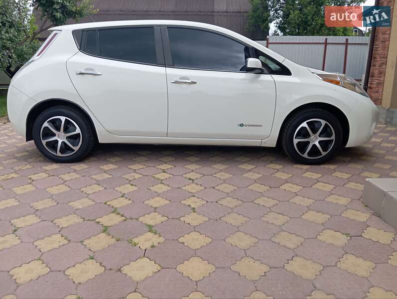 Nissan Leaf 2014