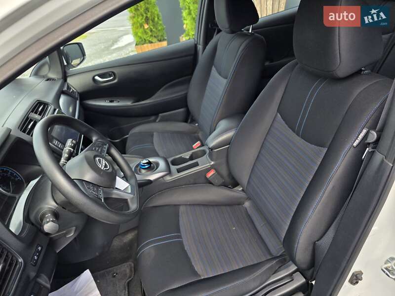 Хетчбек Nissan Leaf 2022 в Тернополі