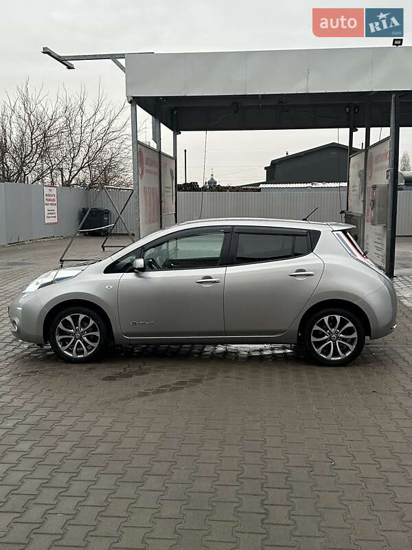 Хэтчбек Nissan Leaf 2014 в Белогородке