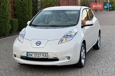 Хэтчбек Nissan Leaf 2013 в Ровно