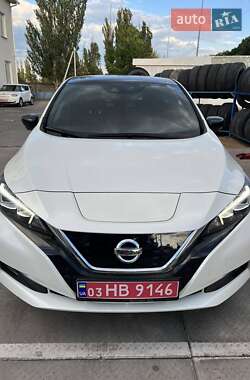 Хэтчбек Nissan Leaf 2018 в Одессе