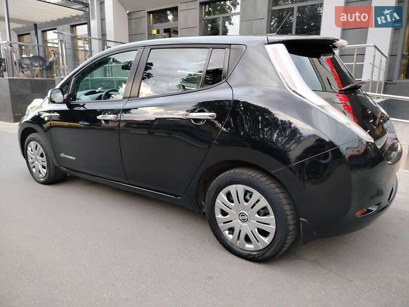 Хетчбек Nissan Leaf 2014 в Черкасах