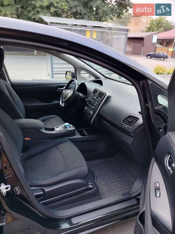 Хетчбек Nissan Leaf 2014 в Черкасах