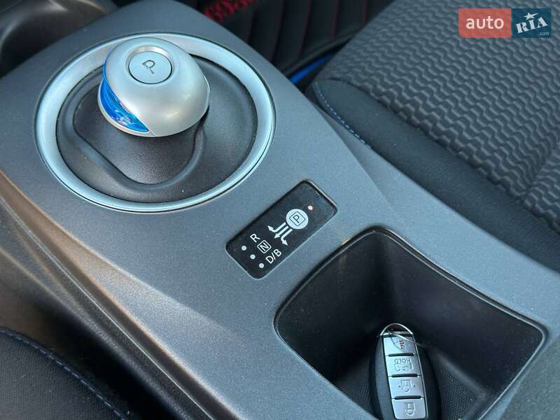 Хэтчбек Nissan Leaf 2016 в Харькове