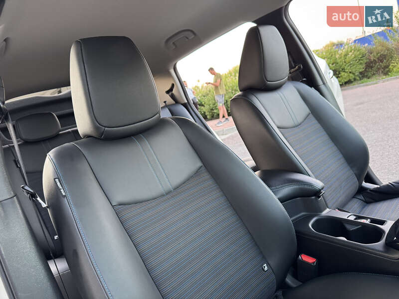 Хэтчбек Nissan Leaf 2018 в Дрогобыче