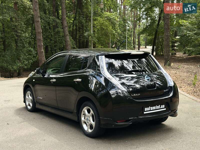 Хетчбек Nissan Leaf 2011 в Києві фото 7 Хетчбек Nissan Leaf 2011 в Києві