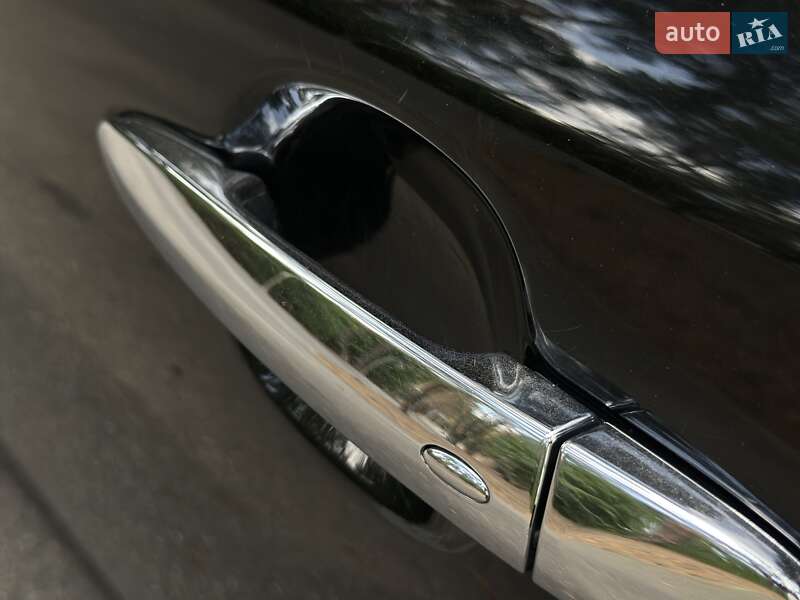 Хетчбек Nissan Leaf 2011 в Києві фото 10 Хетчбек Nissan Leaf 2011 в Києві