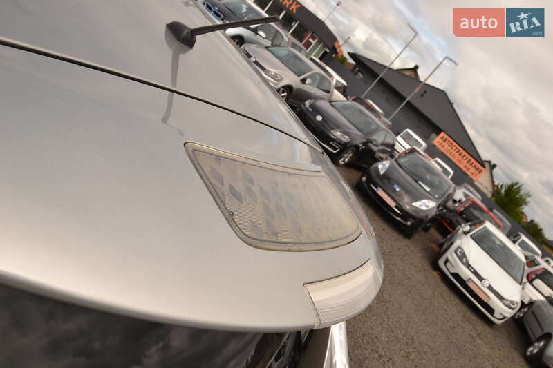 Хэтчбек Nissan Leaf 2015 в Луцке