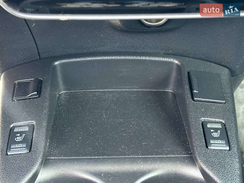 Хэтчбек Nissan Leaf 2013 в Львове