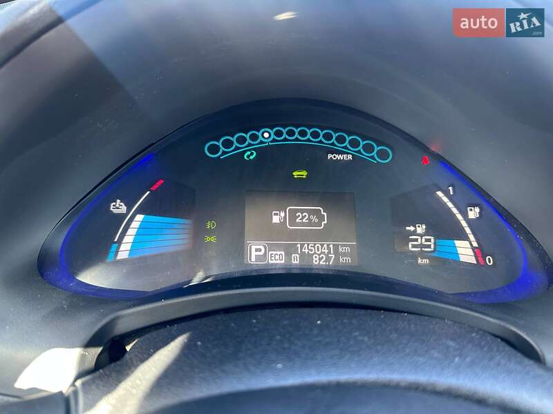 Хэтчбек Nissan Leaf 2013 в Львове