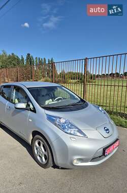 Хэтчбек Nissan Leaf 2012 в Луцке