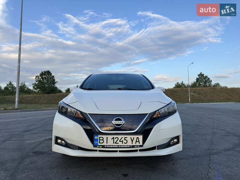 Хэтчбек Nissan Leaf 2019 в Полтаве фото 12 Хэтчбек Nissan Leaf 2019 в Полтаве