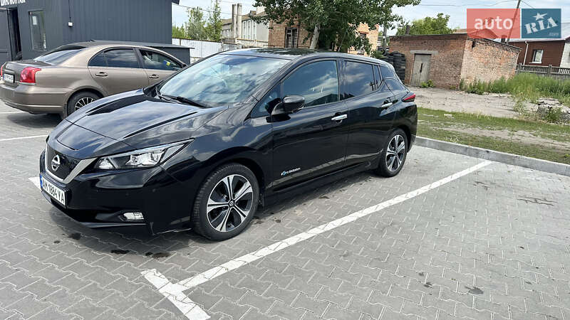 Хэтчбек Nissan Leaf 2018 в Виннице фото 9 Хэтчбек Nissan Leaf 2018 в Виннице