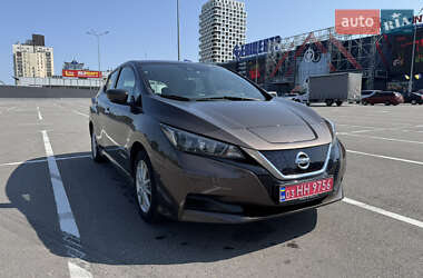 Хетчбек Nissan Leaf 2018 в Києві