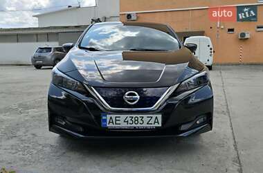 Хэтчбек Nissan Leaf 2021 в Днепре