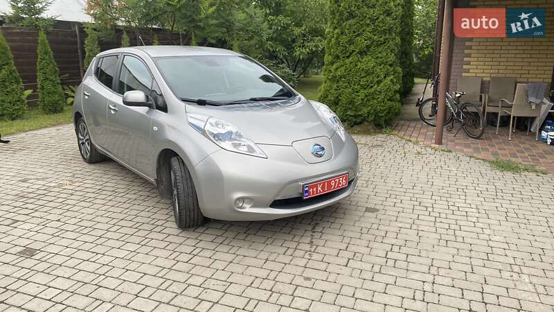Хэтчбек Nissan Leaf 2014 в Киеве