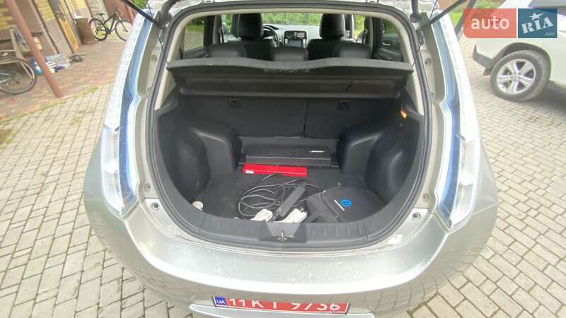 Хэтчбек Nissan Leaf 2014 в Киеве
