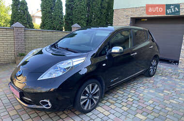 Хэтчбек Nissan Leaf 2014 в Черновцах