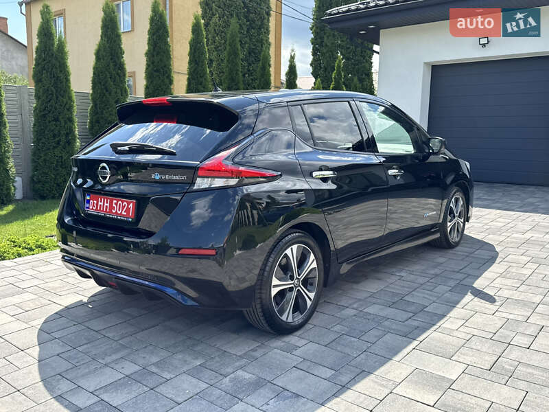 Хэтчбек Nissan Leaf 2018 в Ровно