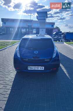 Хэтчбек Nissan Leaf 2017 в Одессе